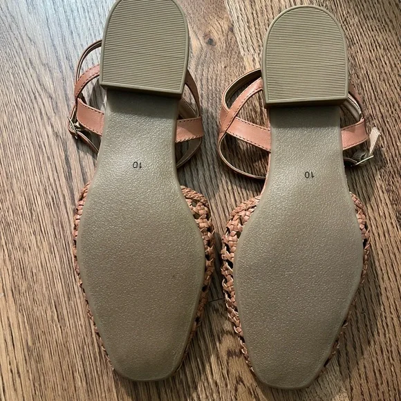 Crown Vintage Brown Woven Perla Flat Size 10 NWT - Picture 3 of 4